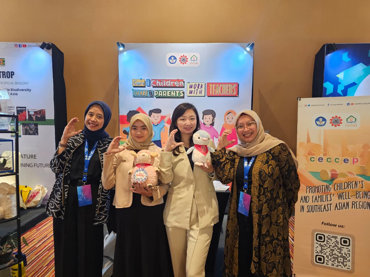 1761192497436343.jpg CECCEP Booth.jpg